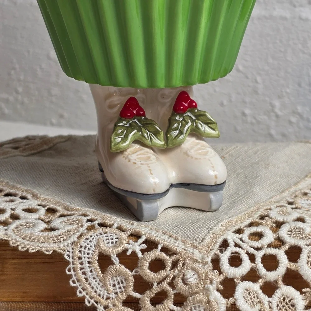 Unbranded whimsical ceramic